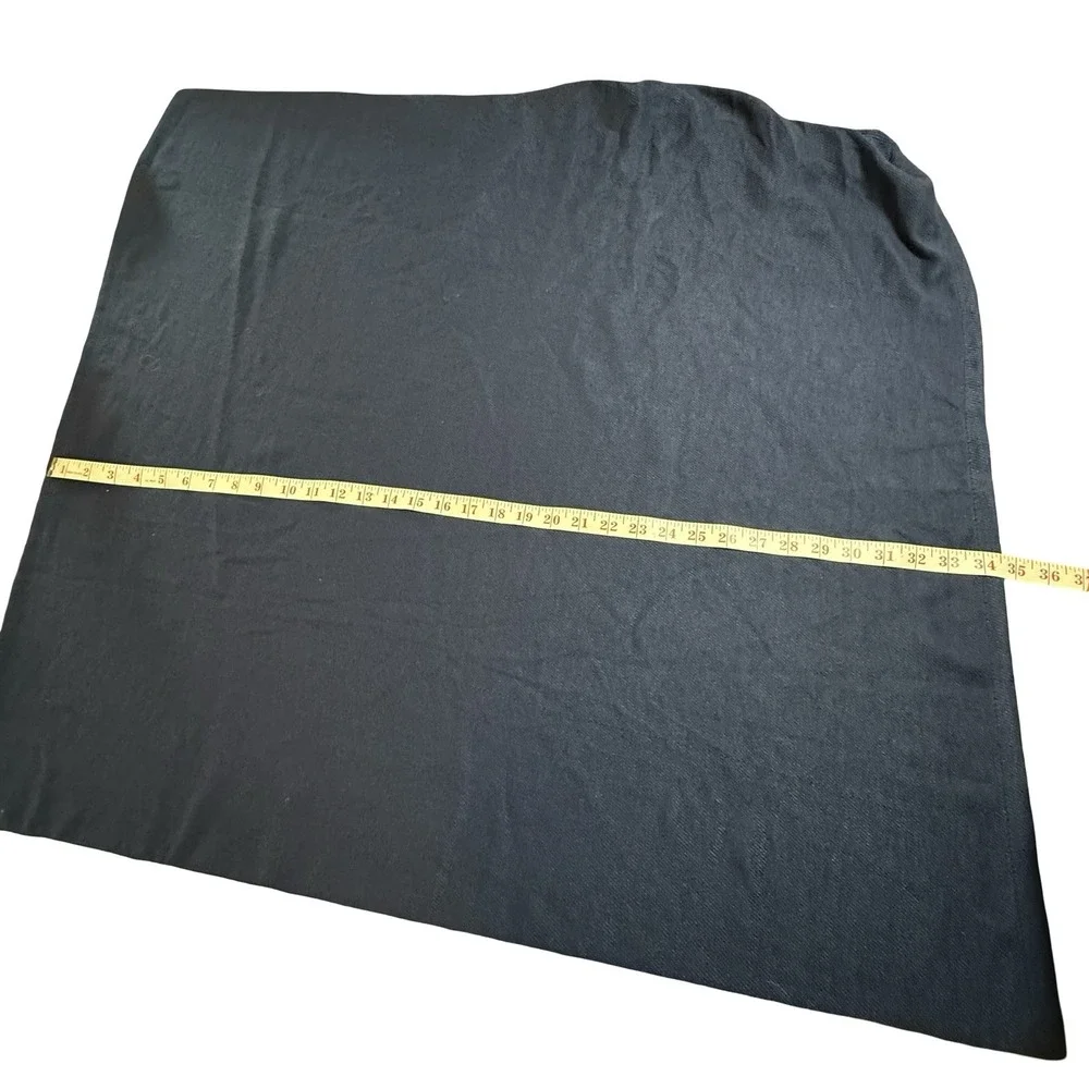 United Airlines Navy Blue Travel Blanket 34.5